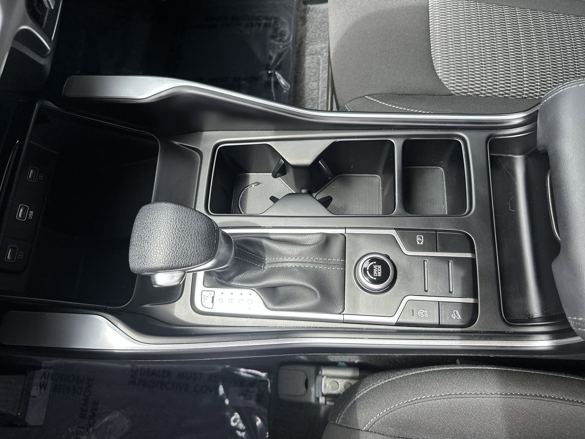 Used 2023 Kia Sorento LX image 21