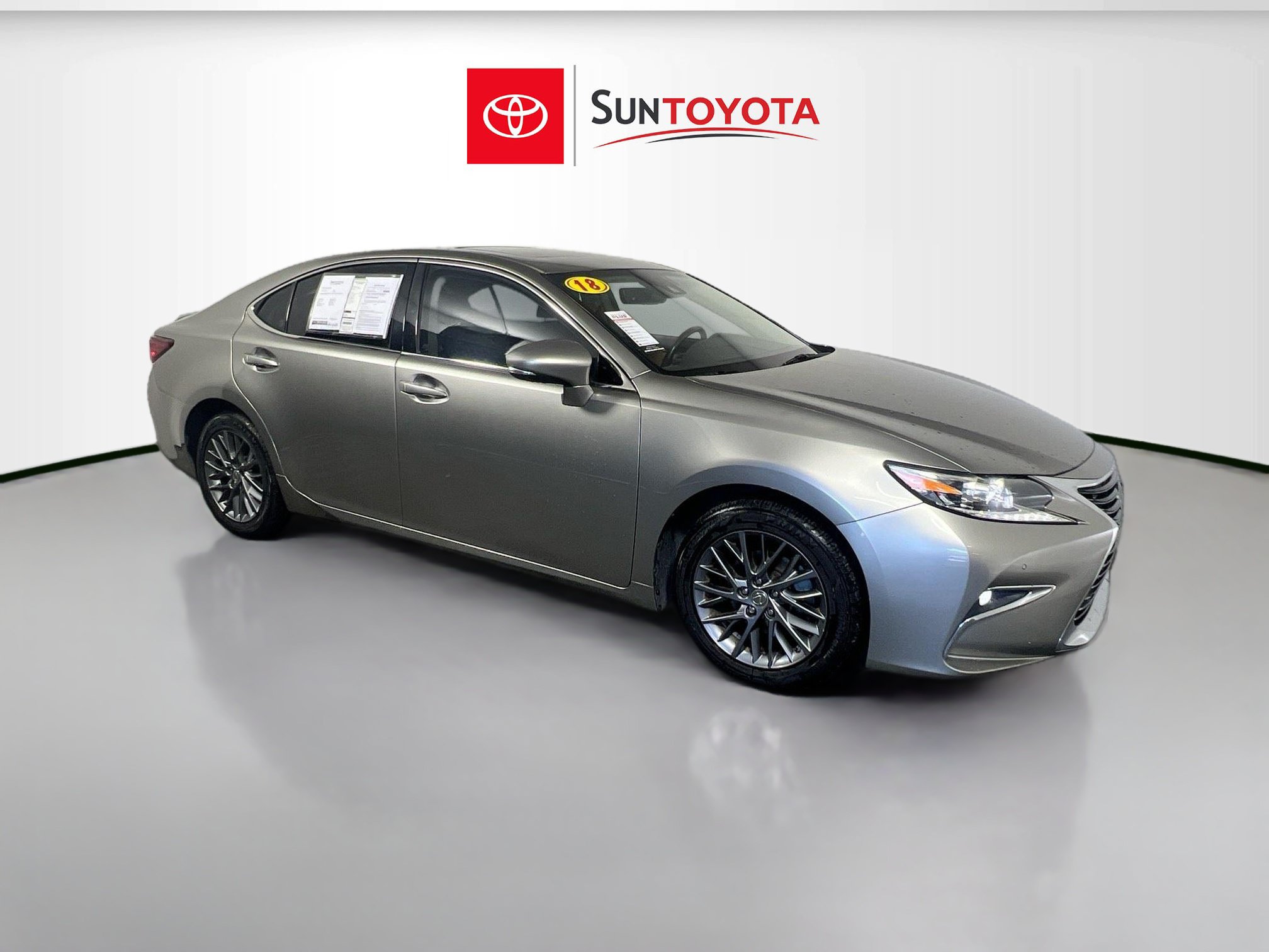 Used 2018 Lexus ES 350 w/ Premier Package