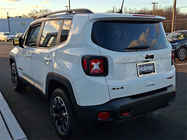 Used 2023 Jeep Renegade Trailhawk image 5