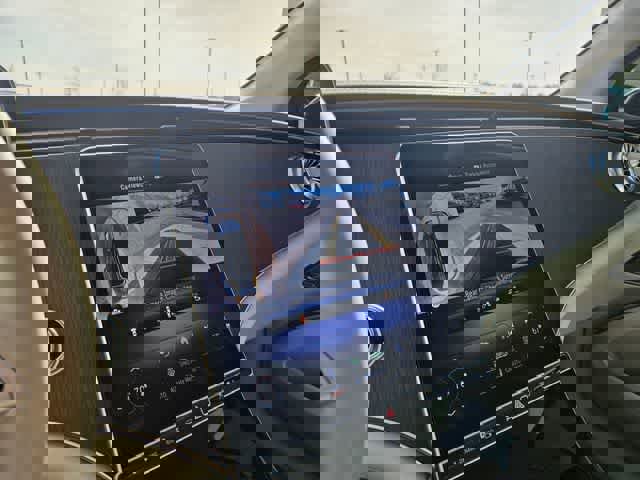 Used 2023 Mercedes-Benz EQS 450+ 4MATIC SUV w/ AMG Line Exterior Package image 29