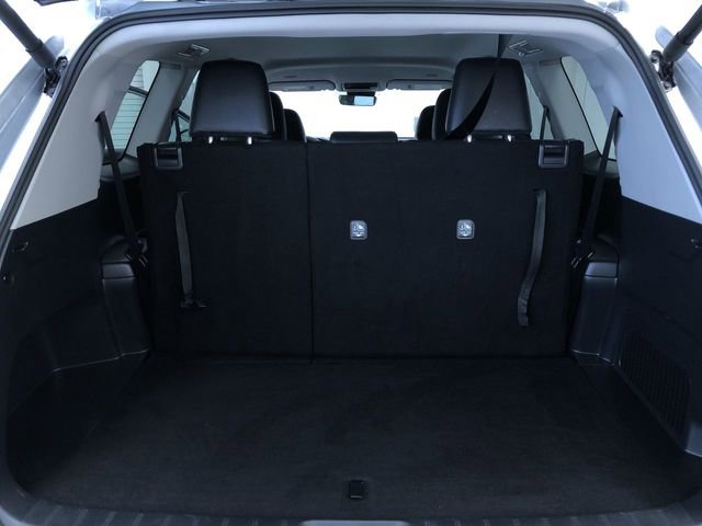 Used 2025 Toyota Grand Highlander AWD image 32