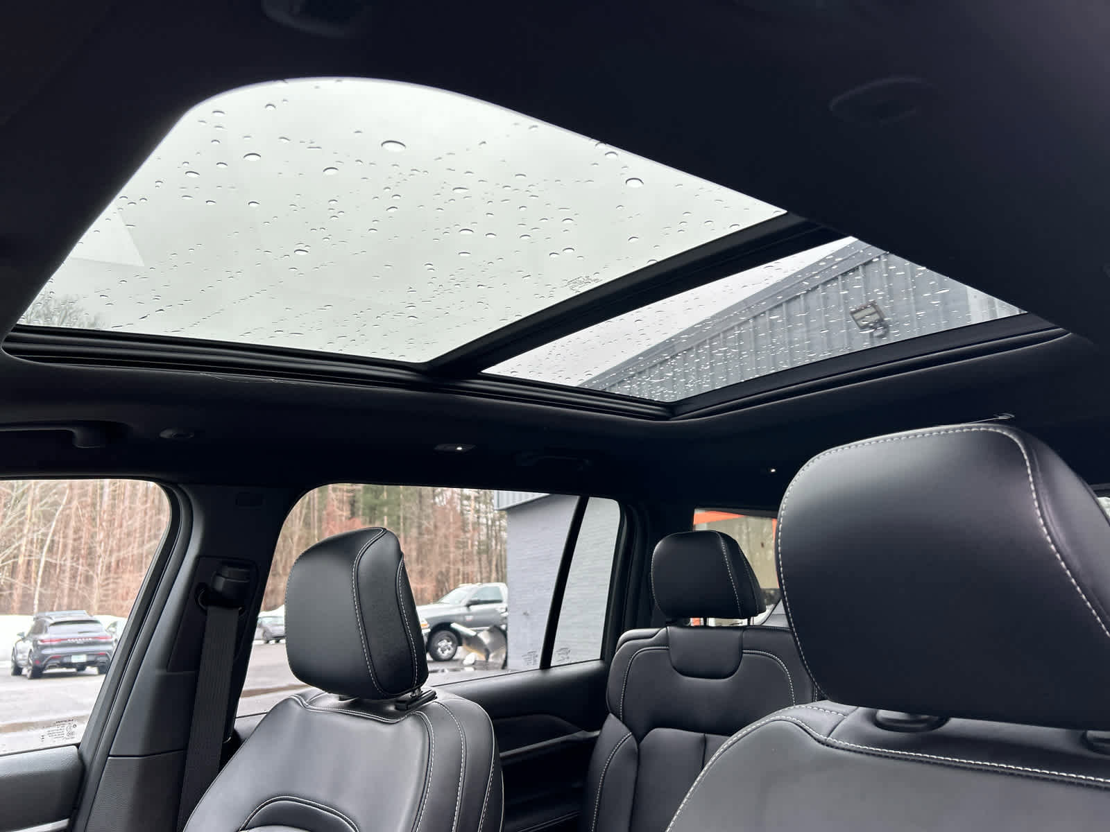 Used 2025 Jeep Grand Cherokee L Limited w/ Trailer Tow Package image 32