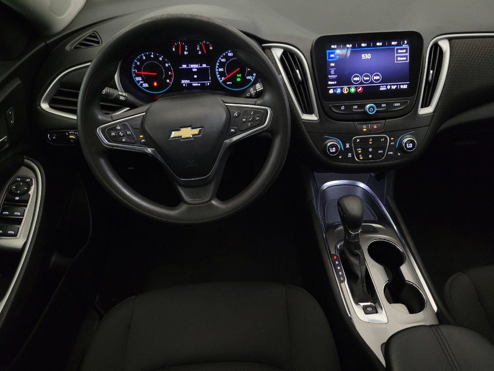 Used 2023 Chevrolet Malibu LT FWD image 22