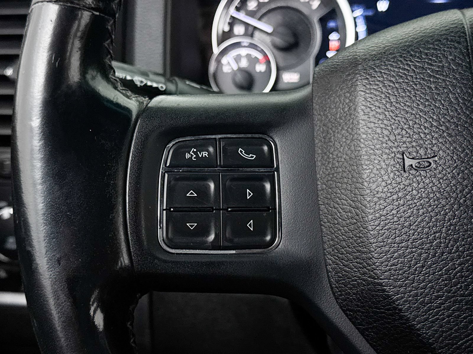 Used 2018 RAM 2500 Power Wagon w/ Leather & Luxury Group AWD/4WD image 30