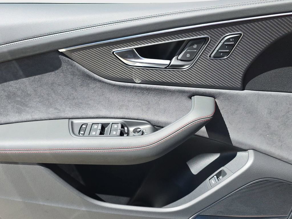 New 2026 Audi SQ8 Prestige image 18