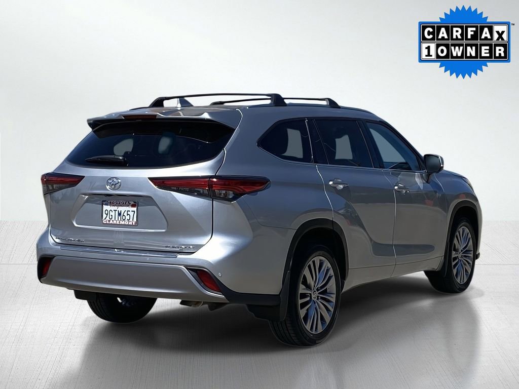Used 2023 Toyota Highlander Platinum image 8