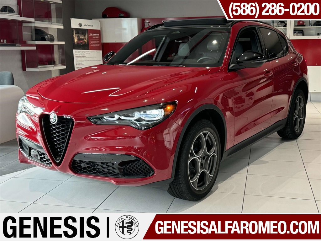 New 2025 Alfa Romeo Stelvio Sprint