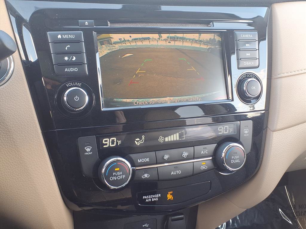 Used 2019 Nissan Rogue SV image 26