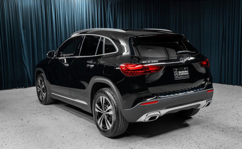 Certified 2025 Mercedes-Benz GLA 250 image 7