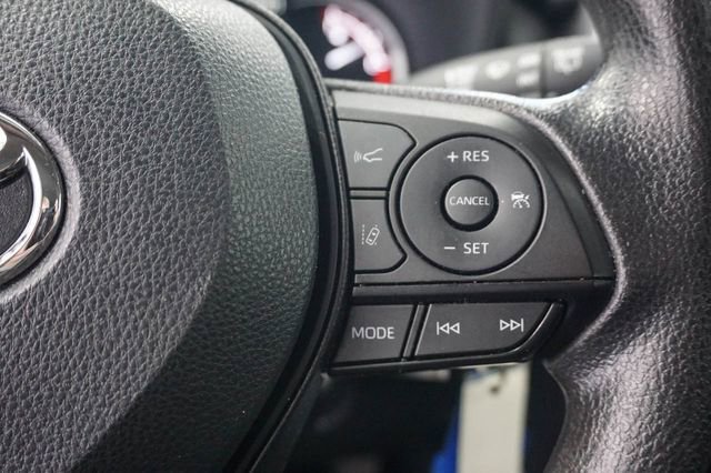 Used 2024 Toyota RAV4 LE AWD/4WD image 19