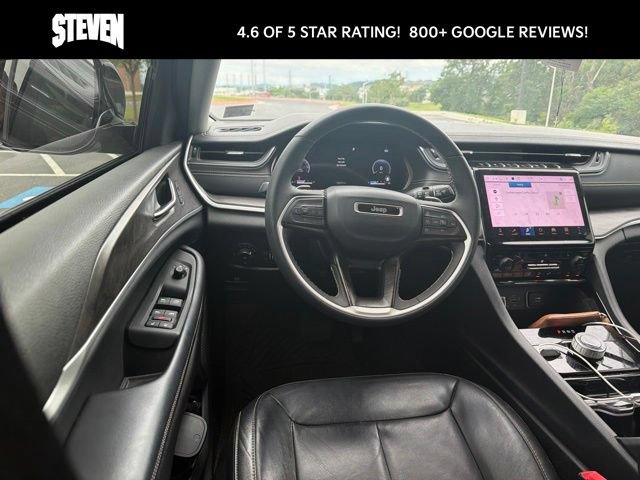 Used 2023 Jeep Grand Cherokee L Limited AWD/4WD image 9