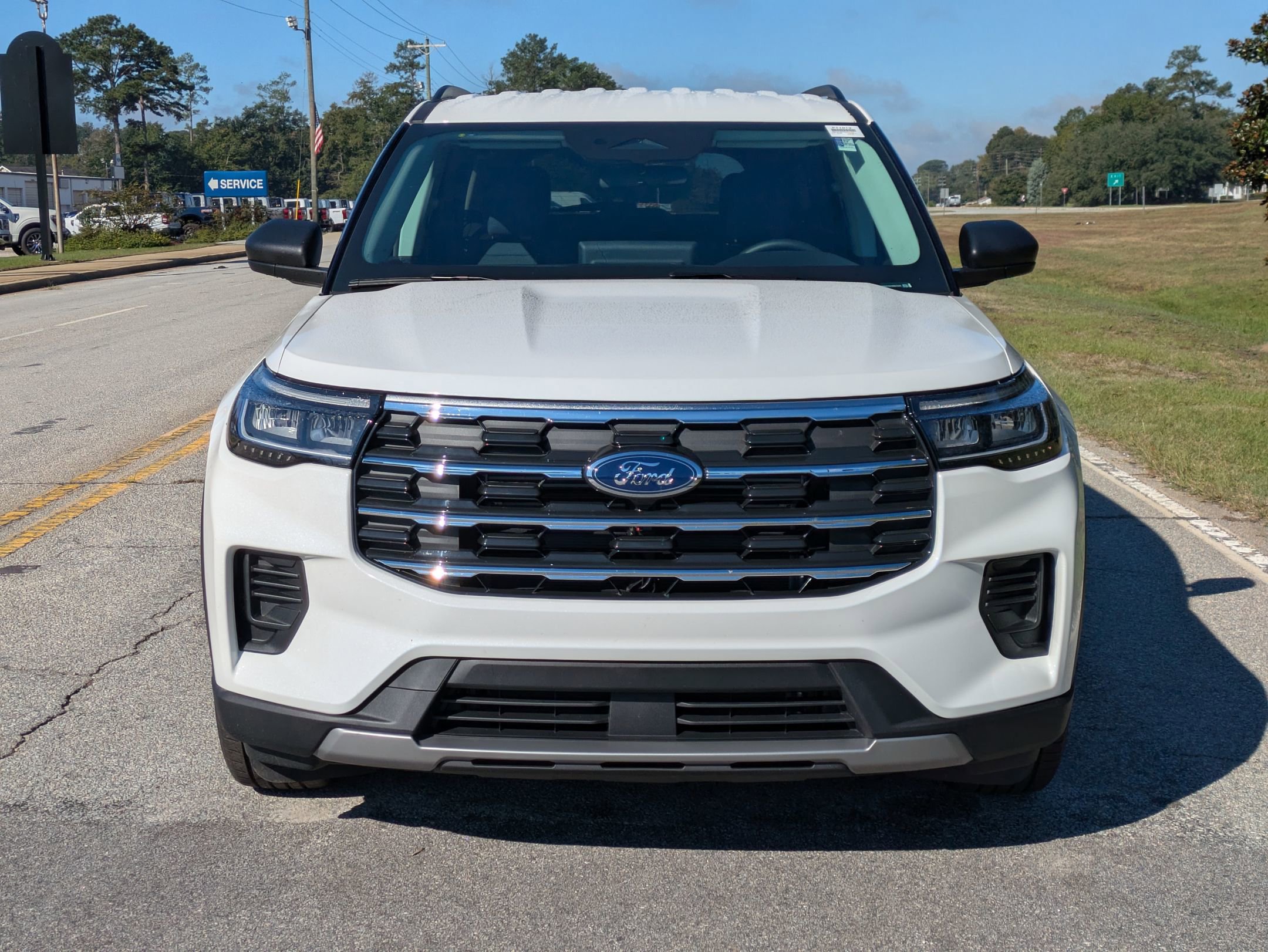 Certified 2025 Ford Explorer Active image 9