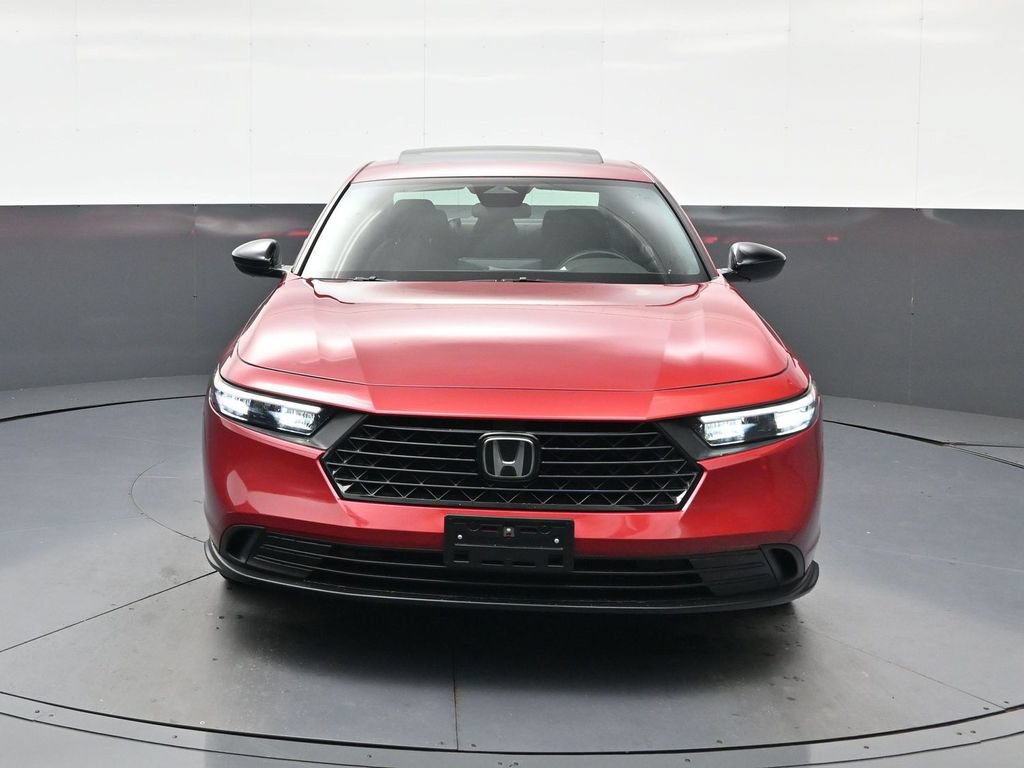 Used 2023 Honda Accord Sport image 3