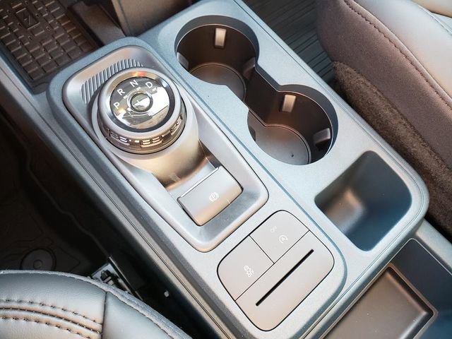 New 2025 Ford Maverick Lariat w/ Black Appearance Package image 24