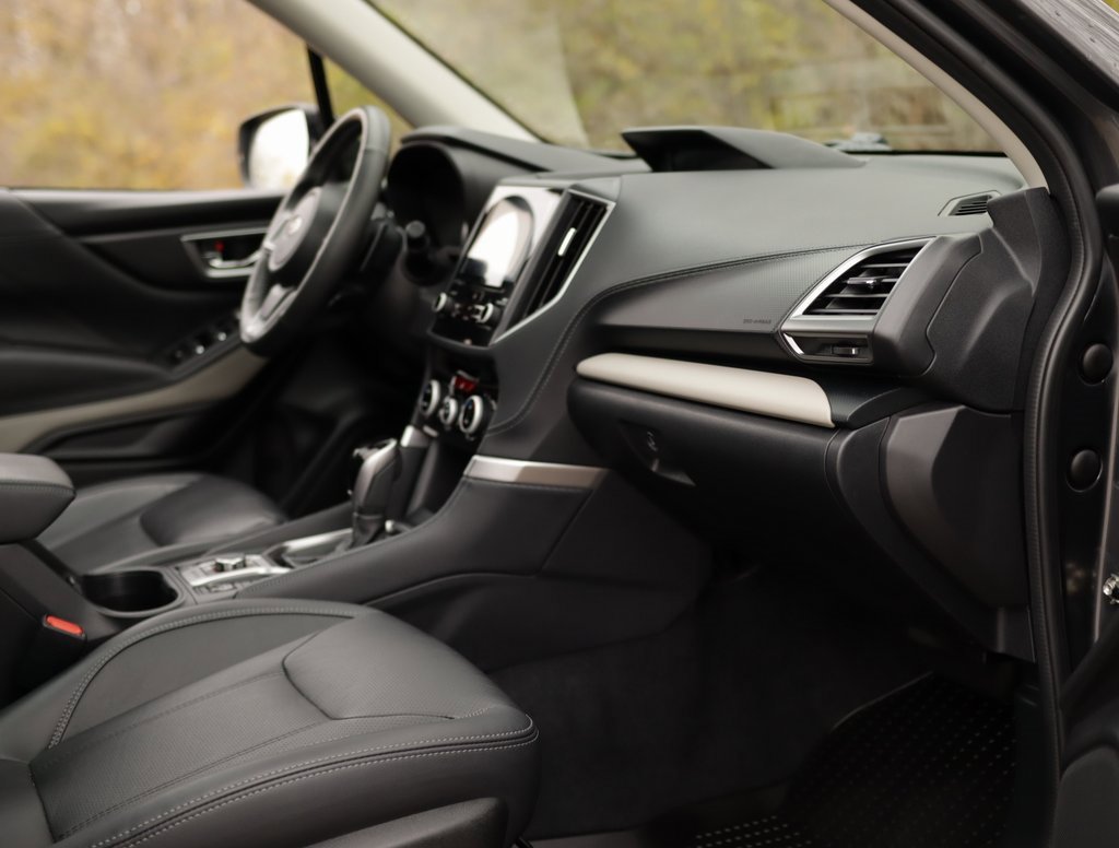 Used 2023 Subaru Forester Limited image 38