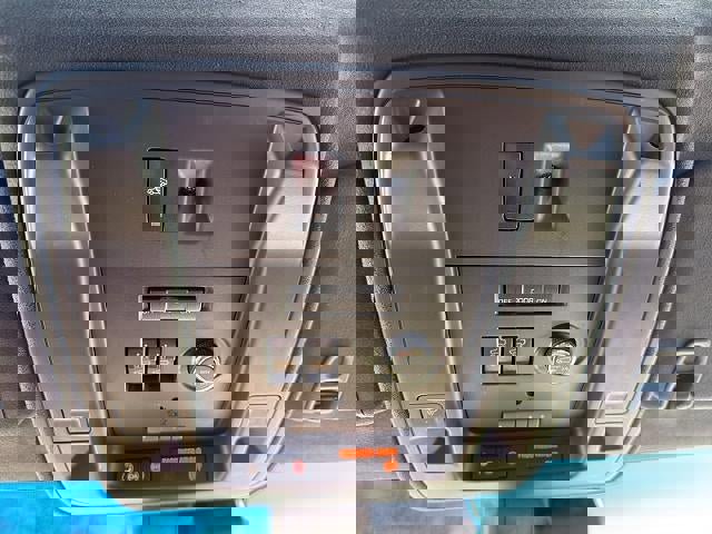 Used 2017 Cadillac Escalade ESV Platinum image 35