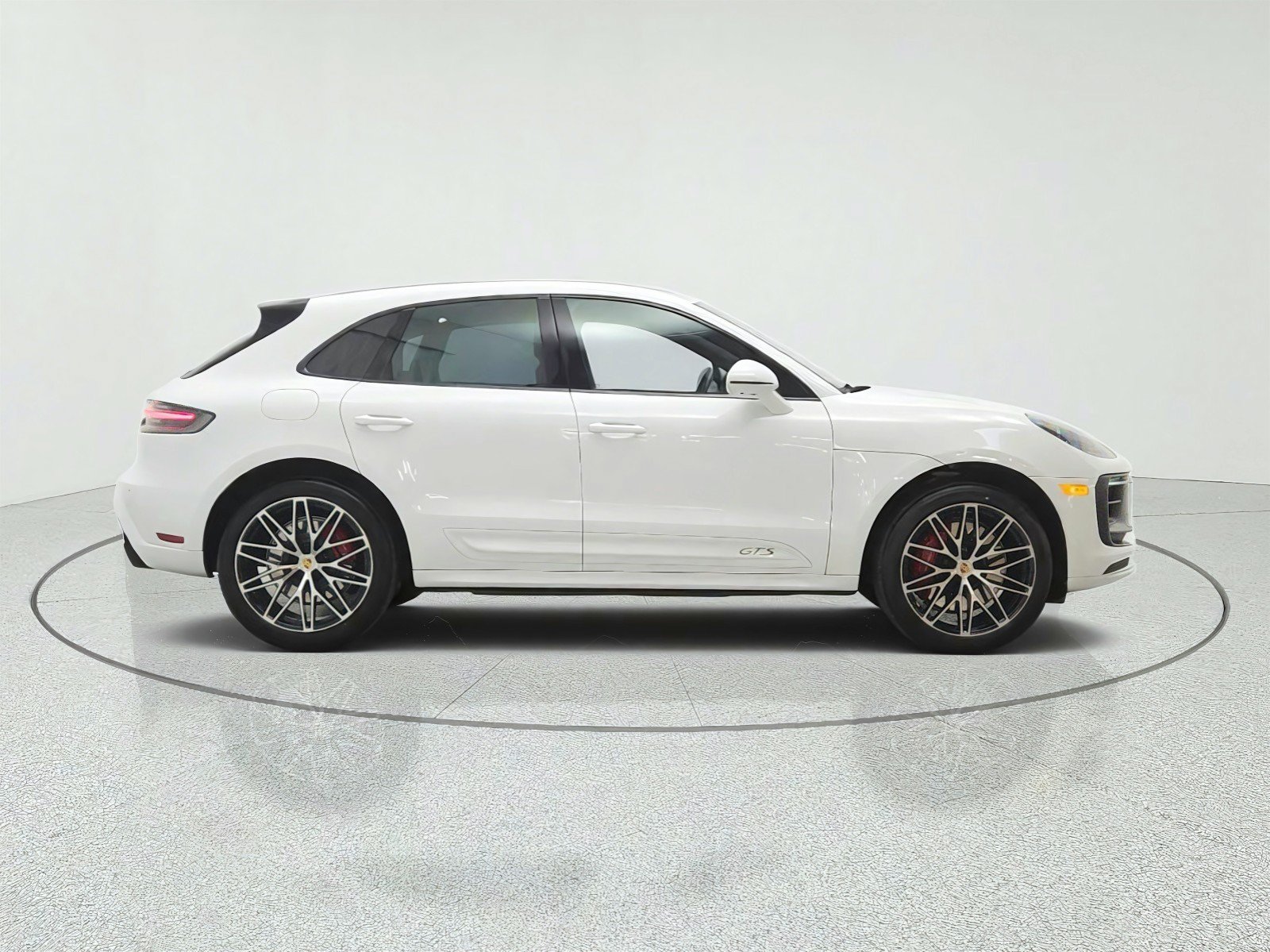 Used 2022 Porsche Macan GTS AWD/4WD image 4
