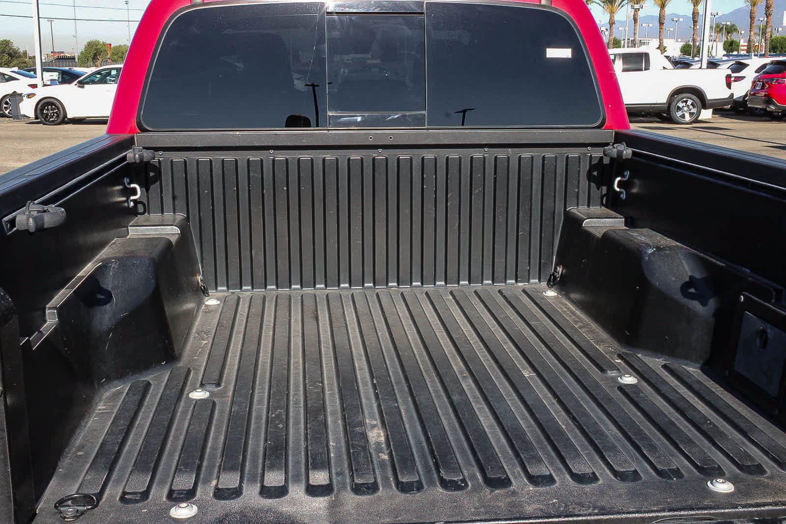 Used 2020 Toyota Tacoma TRD Off-Road w/ Technology Package AWD/4WD image 25