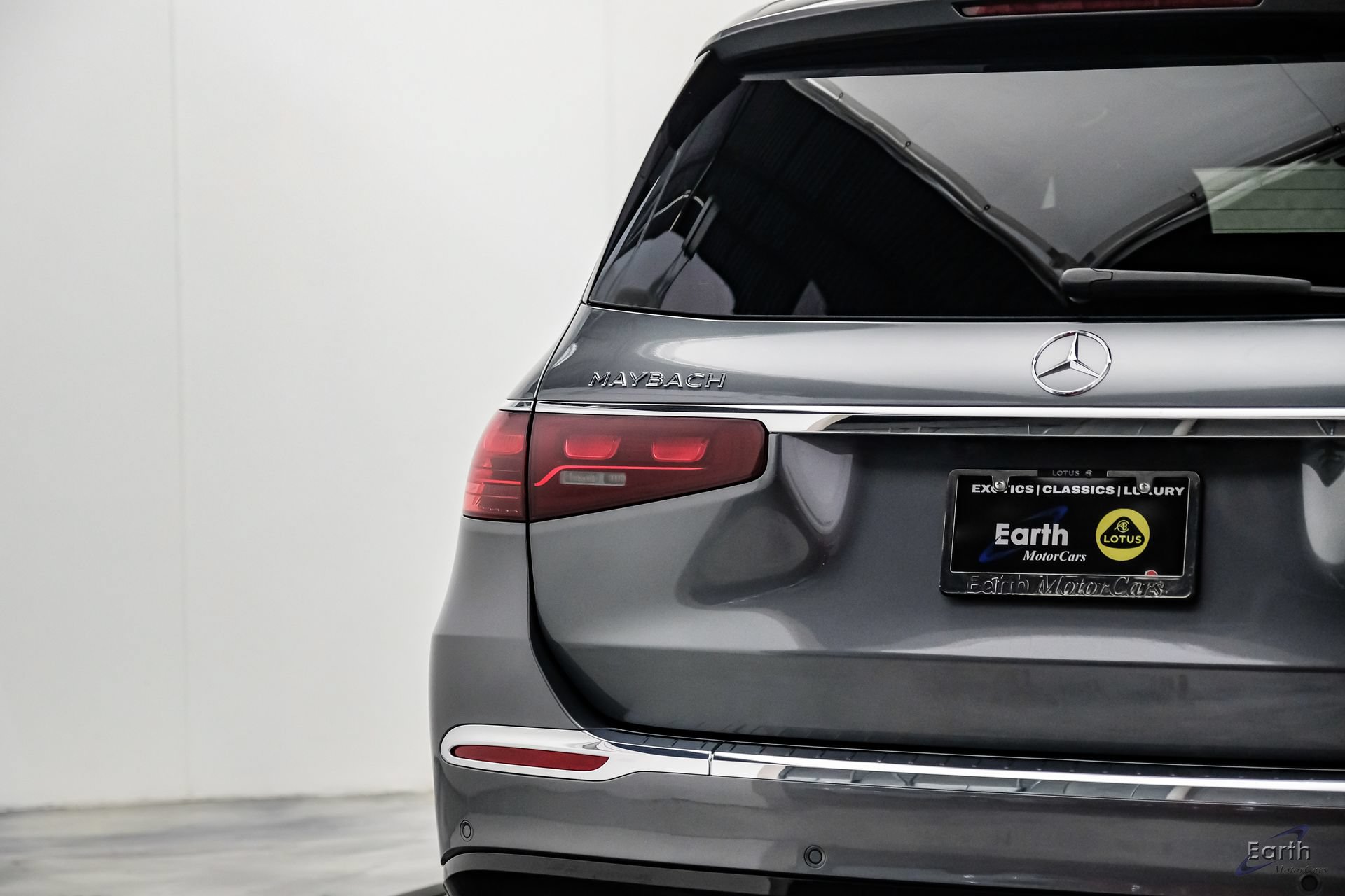 Used 2024 Mercedes-Benz Maybach GLS 600 4MATIC image 17