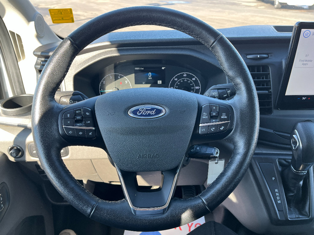 Used 2023 Ford Transit 350 XL image 32