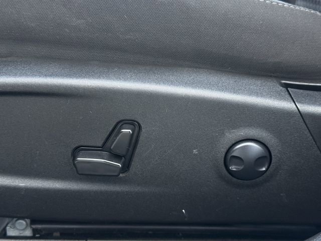 Used 2023 Dodge Charger SXT image 27