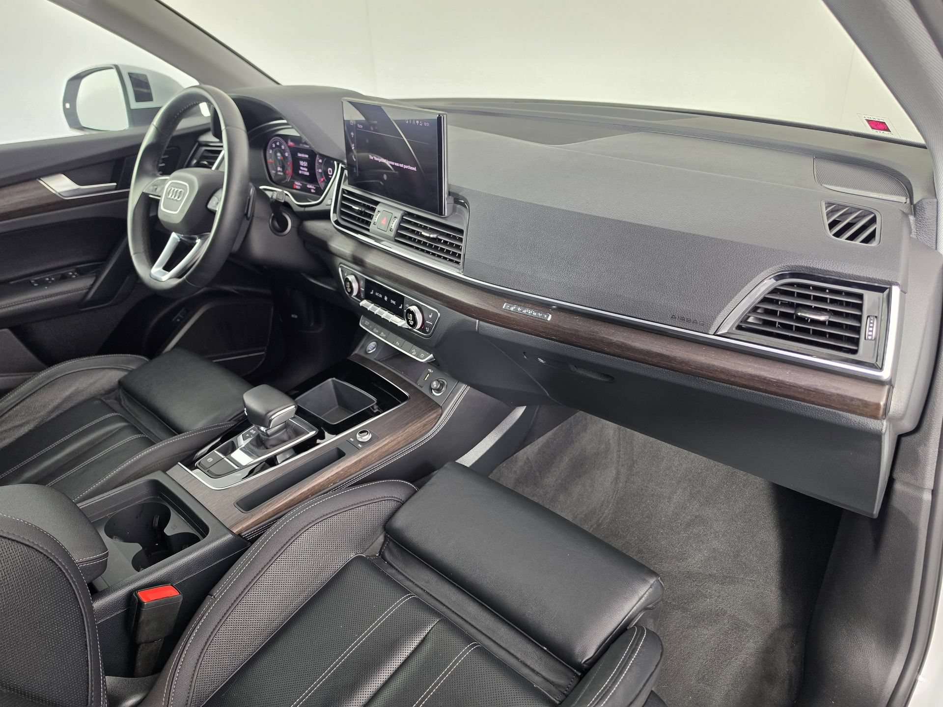 Certified 2024 Audi Q5 2.0T Premium Plus AWD/4WD image 48