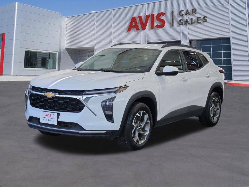 Used 2025 Chevrolet Trax LT w/ LT Convenience Package FWD image 1