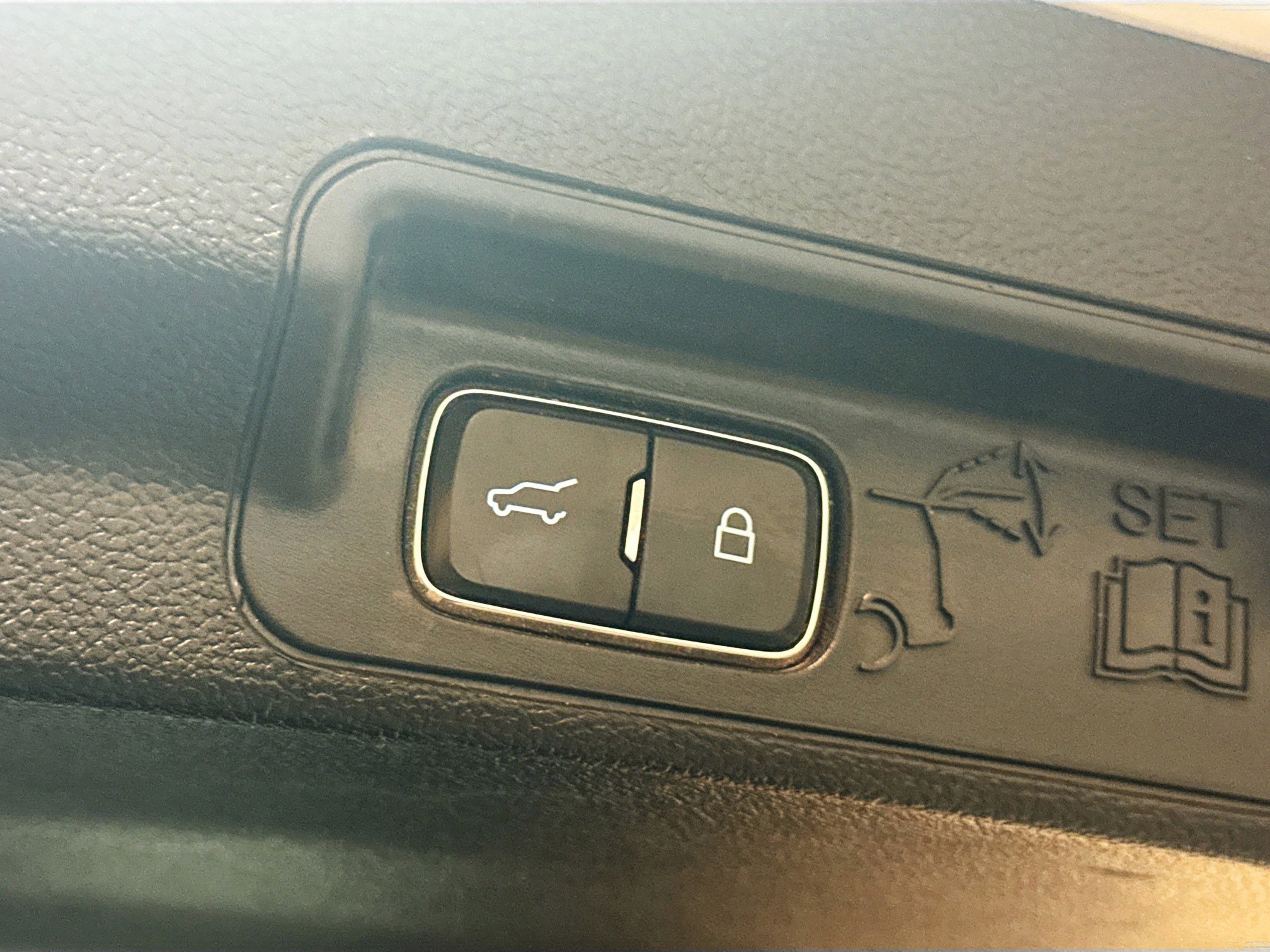 Used 2020 Ford Explorer 4WD image 30