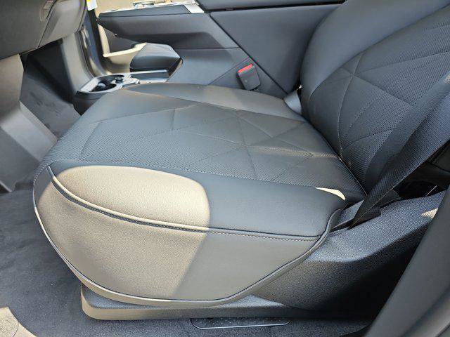 New 2026 BMW iX xDrive60 w/ Premium Package image 29