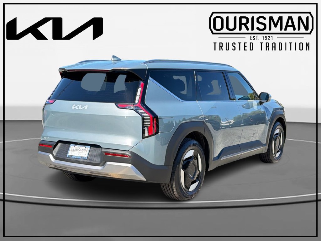 Certified 2024 Kia EV9 Wind AWD/4WD image 4