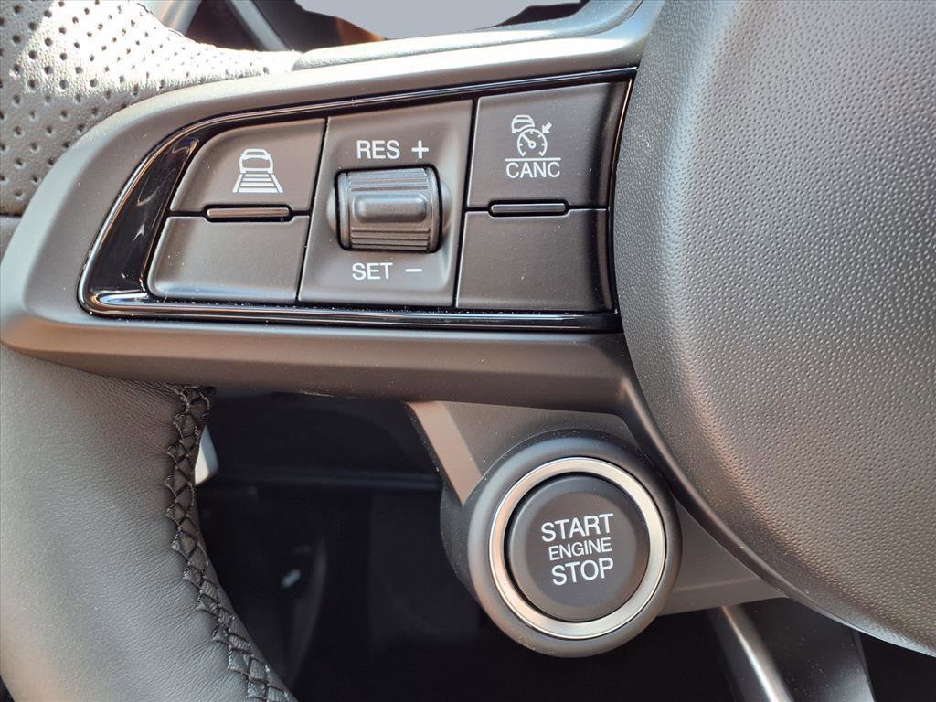 New 2025 Alfa Romeo Giulia w/ Veloce Package Rwd image 16