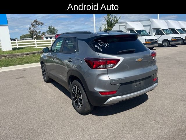 Used 2025 Chevrolet TrailBlazer LT AWD/4WD image 9