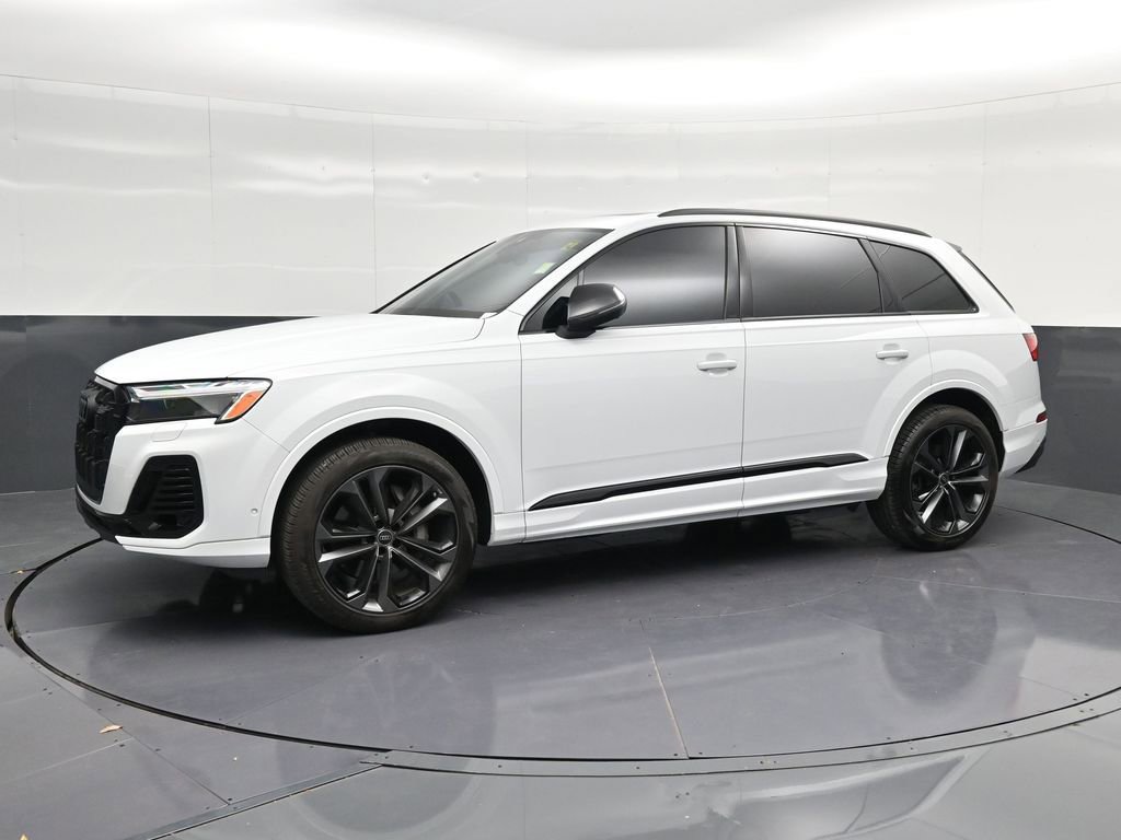 Used 2025 Audi Q7 3.0T Premium Plus w/ Premium Plus Package image 3