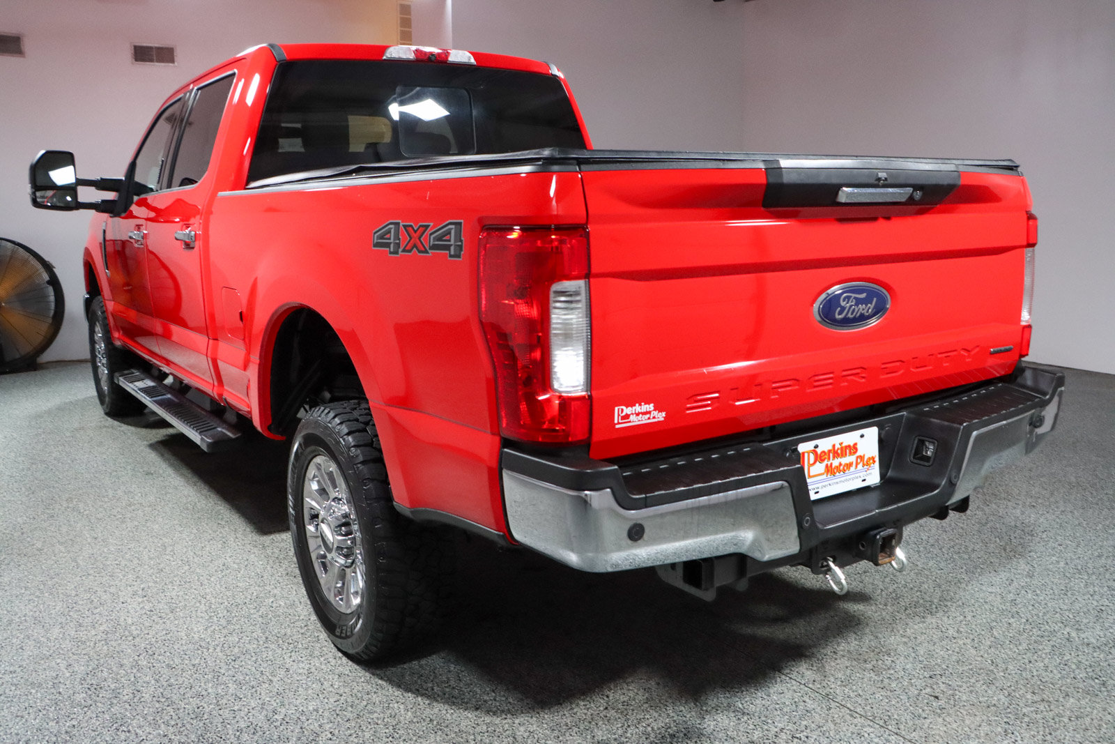 Used 2017 Ford F250 Lariat w/ Chrome Package AWD/4WD image 9