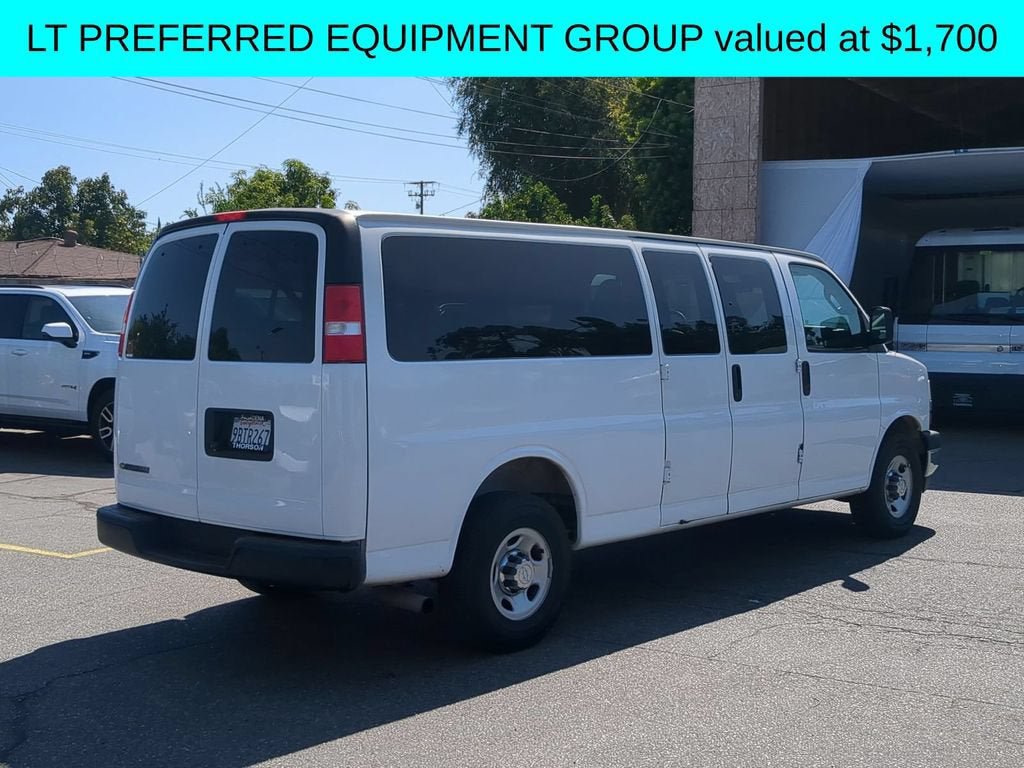 Used 2020 Chevrolet Express 3500 LT w/ LT Preferred Equipment Group RWD image 8