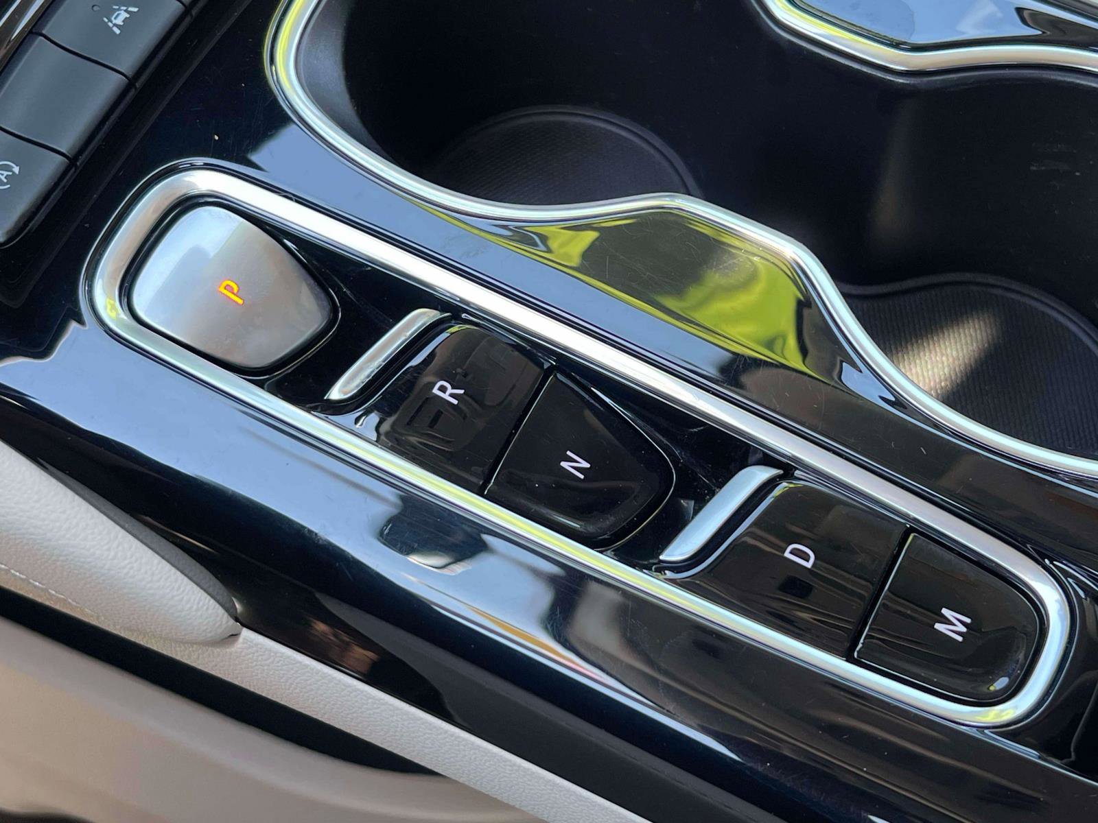 Used 2023 Buick Envision Preferred FWD image 10