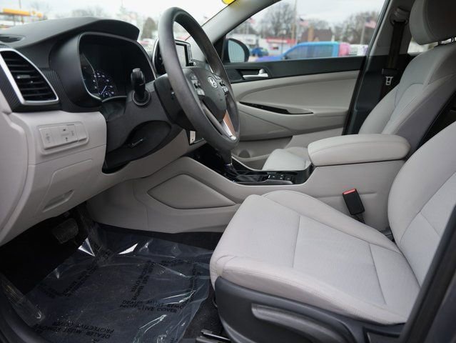 Used 2021 Hyundai Tucson SE w/ Cargo Package image 12