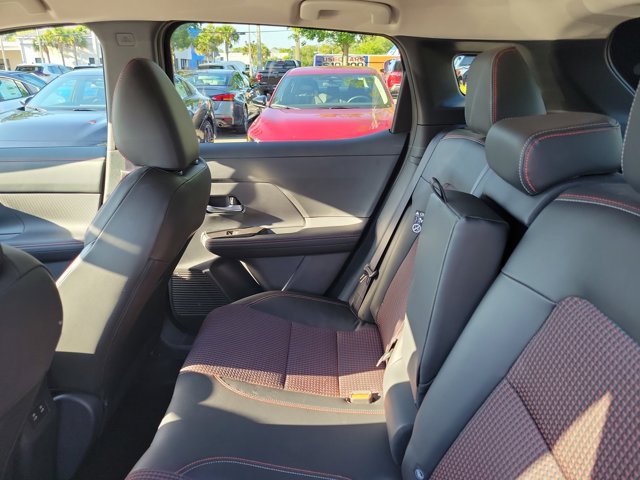 Used 2025 Nissan Kicks SR AWD/4WD image 13