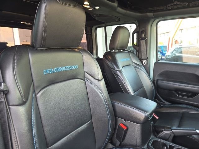 Used 2023 Jeep Wrangler Unlimited Rubicon 4xe w/ Cold Weather Group AWD/4WD image 42