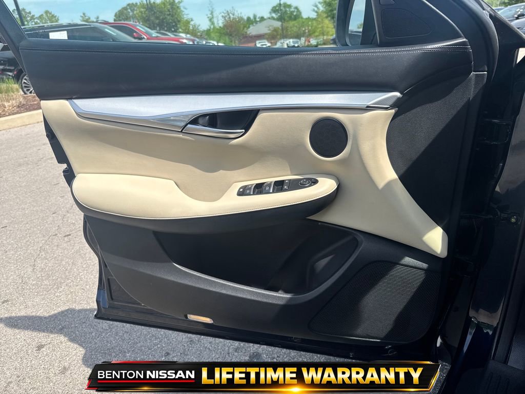 Used 2019 INFINITI QX50 Luxe FWD image 11
