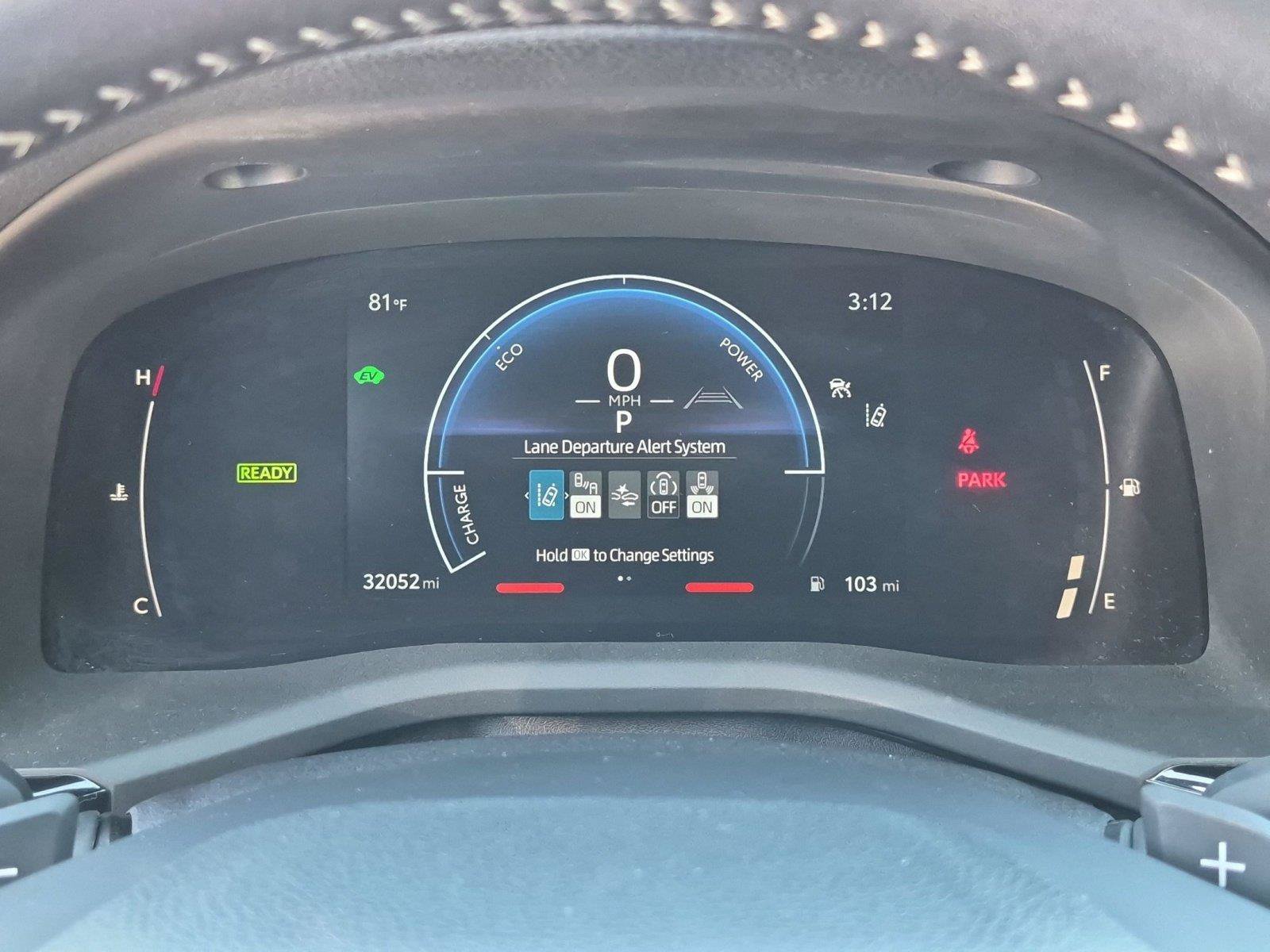 Used 2025 Toyota Camry SE FWD image 29