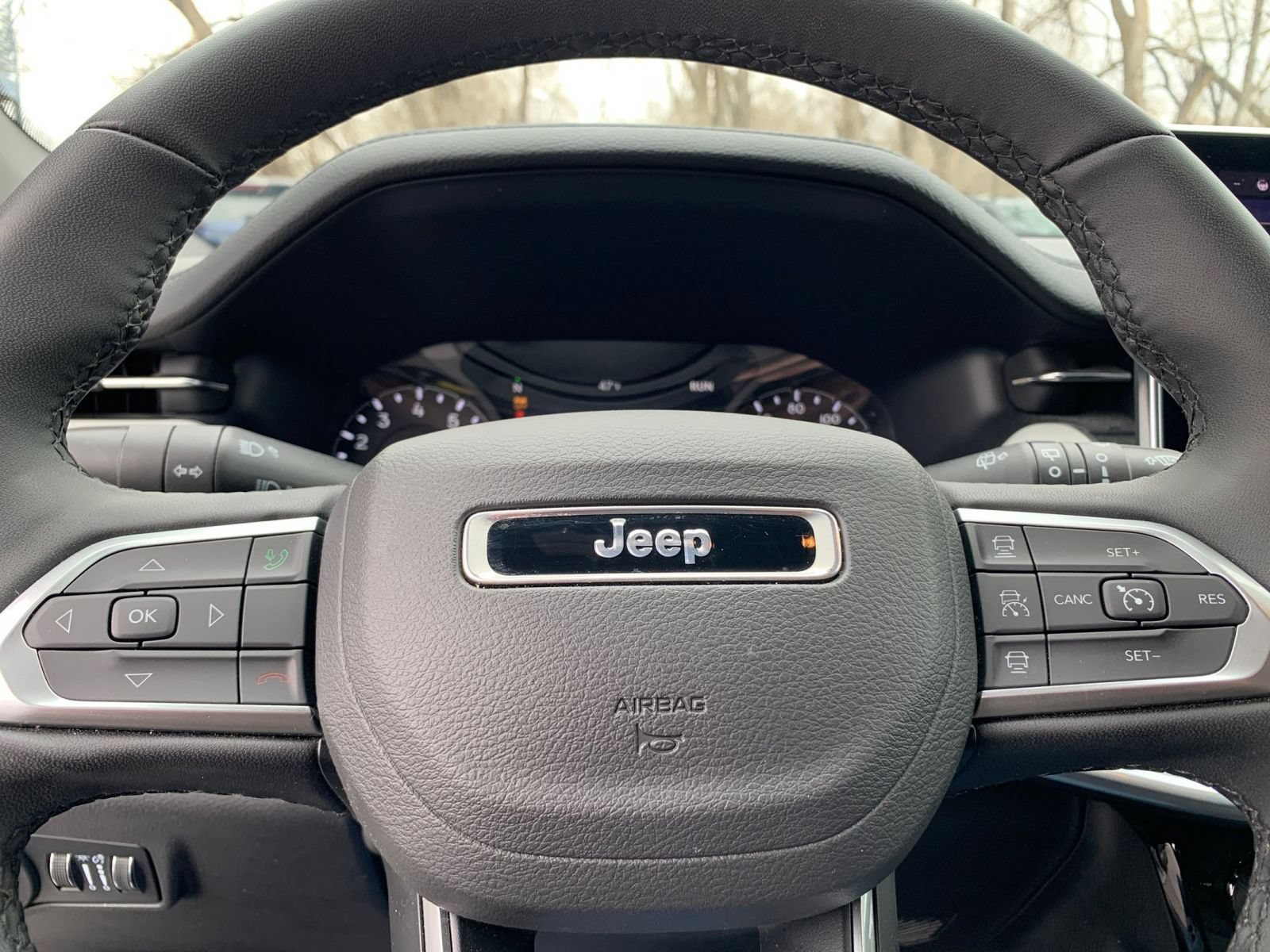 Used 2025 Jeep Compass Limited AWD/4WD image 29