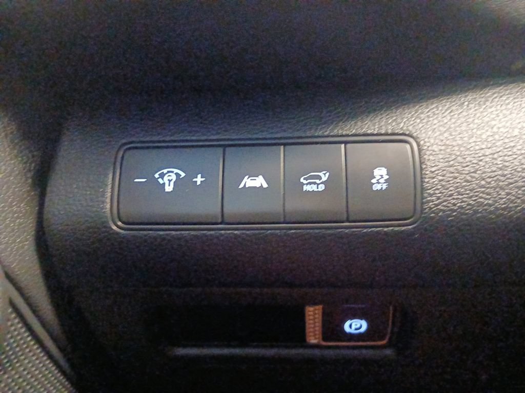 Used 2023 Hyundai Santa Fe SEL FWD image 24