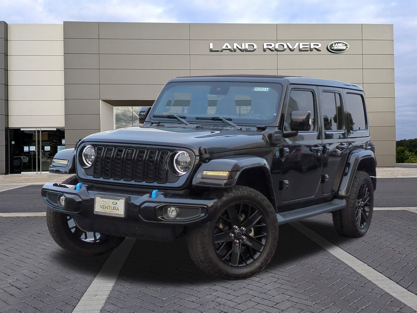 Used 2024 Jeep Wrangler High Altitude