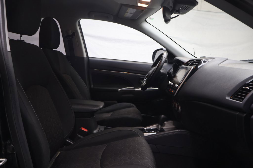 Used 2021 Mitsubishi Outlander Sport ES image 9