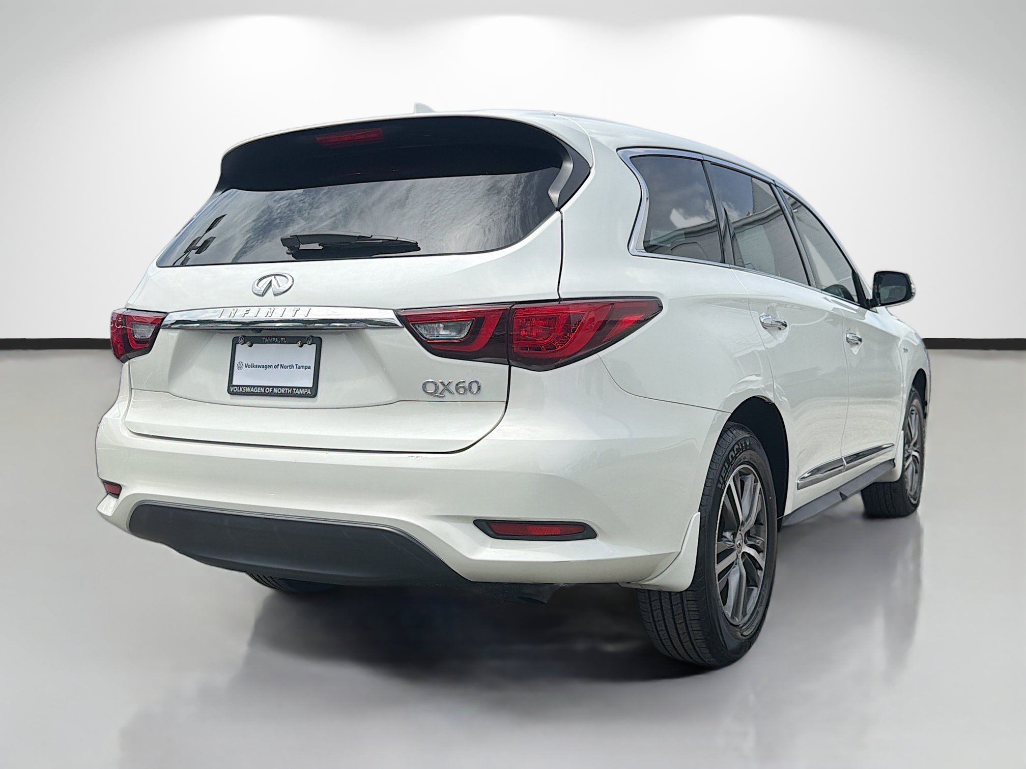 Used 2020 INFINITI QX60 Pure FWD image 3