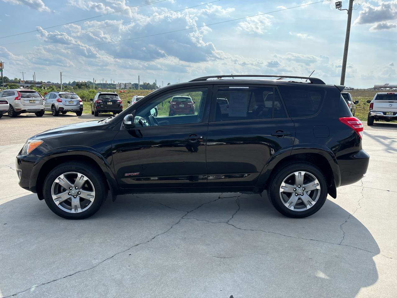 Used 2011 Toyota RAV4 Sport w/ Sport Appearance Pkg AWD/4WD image 7