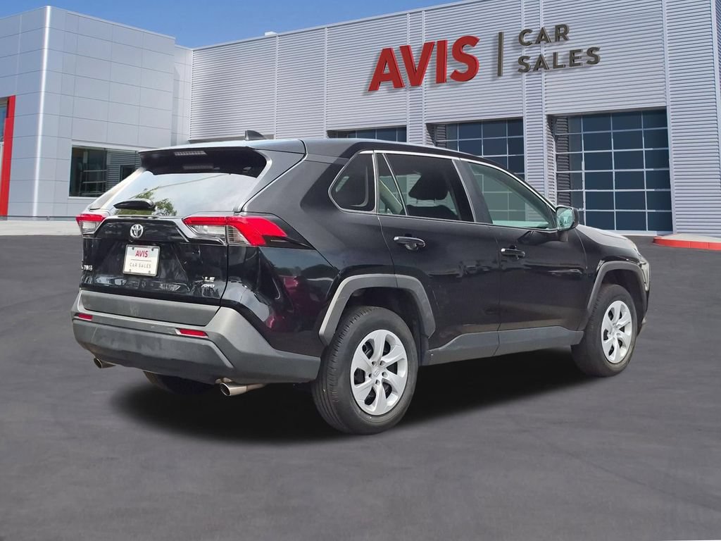Used 2025 Toyota RAV4 LE AWD/4WD image 6