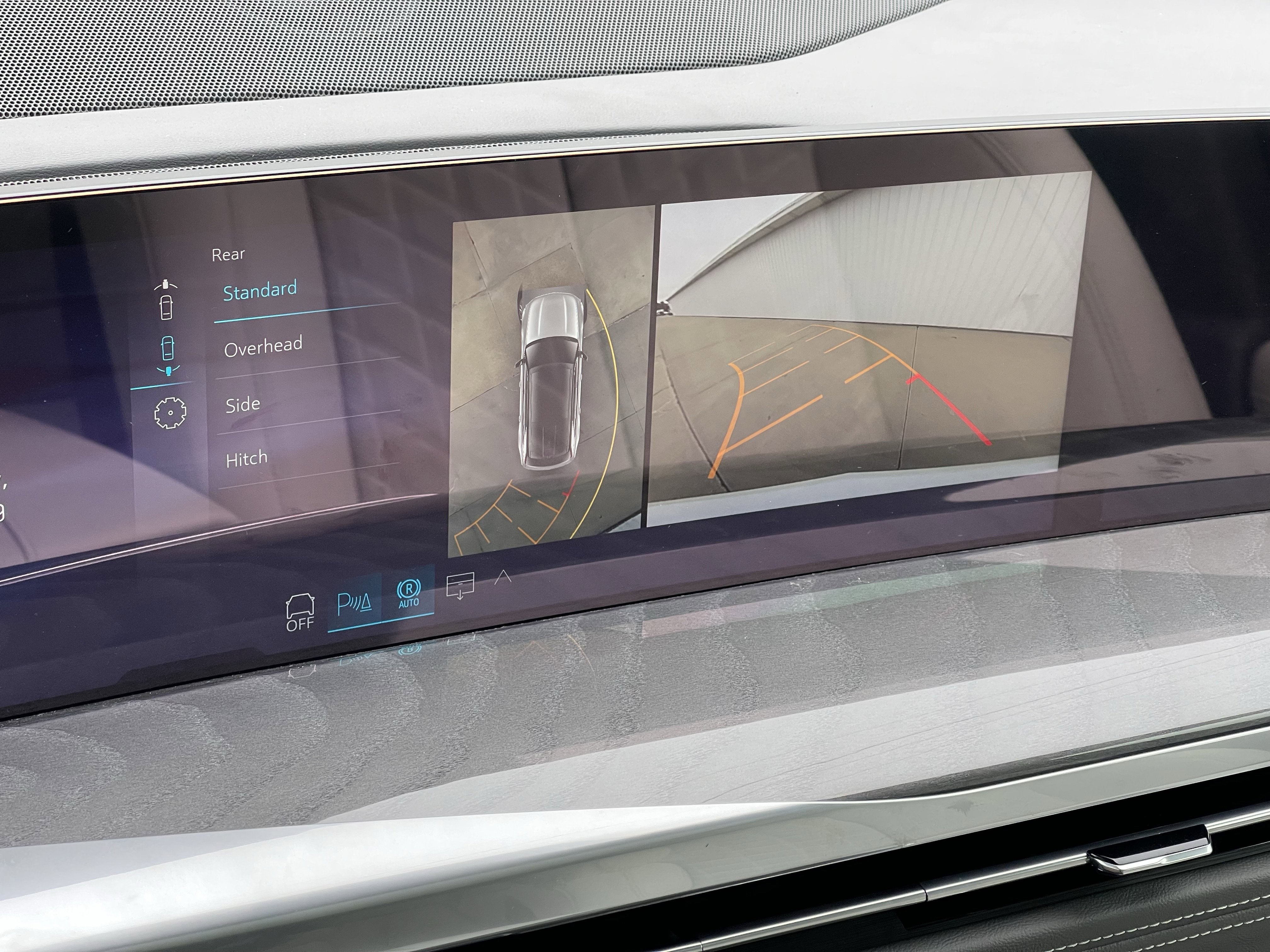 New 2026 Cadillac Escalade IQ Luxury 1 w/ LPO, Radiant Package image 5