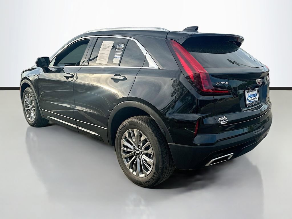 Used 2024 Cadillac XT4 Premium Luxury FWD image 5